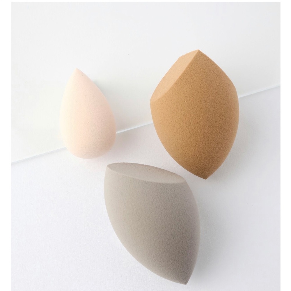 Unopened Luxie complete sponge set